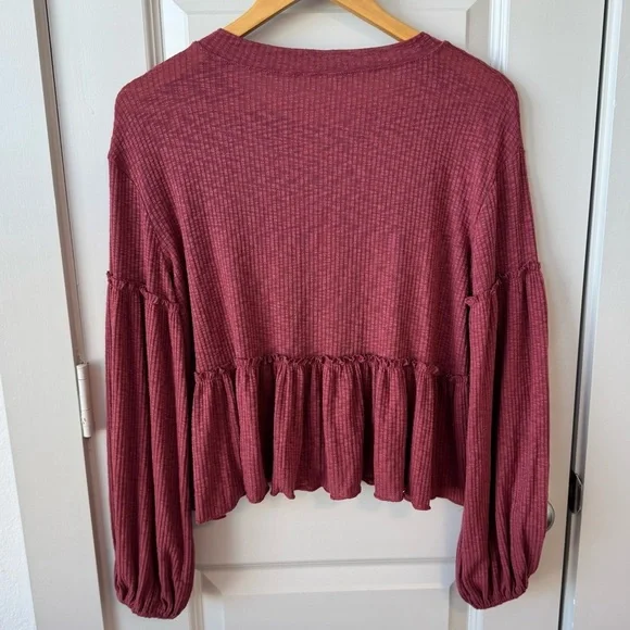 Altar’d State Burgundy Cropped Ruffle Long Sleeve Top Size Medium - Picture 5 of 5